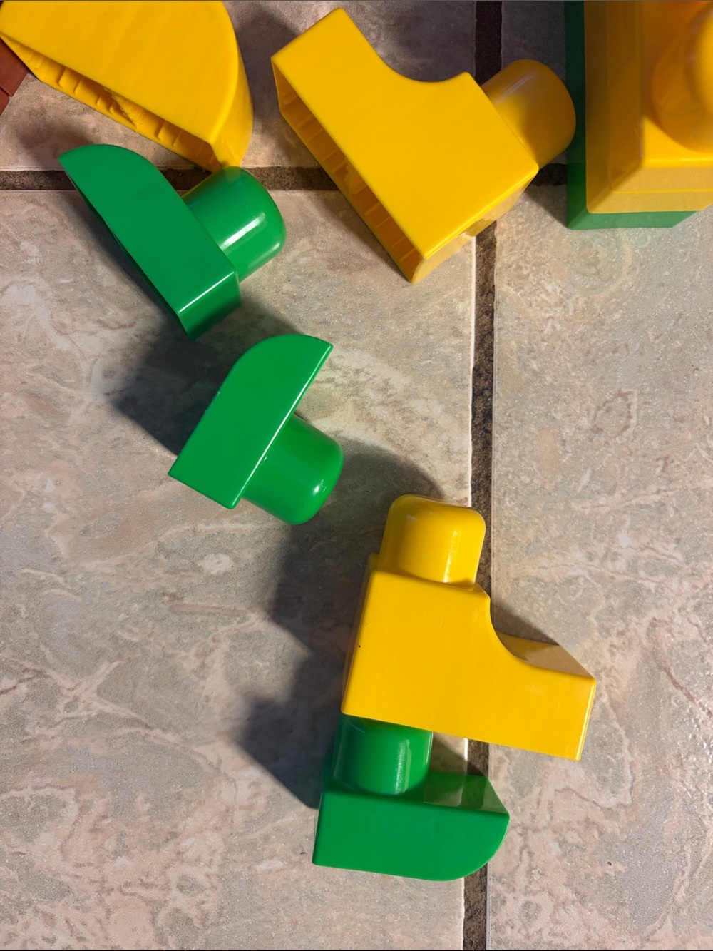 Classic Colorful Building Blocks Set with car - Picture 6 of 6